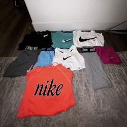 (USED) Women’s/Girls Nike Gym Workout Clothes Size M $40 OBO