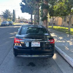 Chrysler 200  sedan 2013