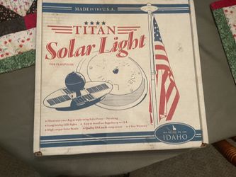 Solar Light For Flag Pole Or Other Space