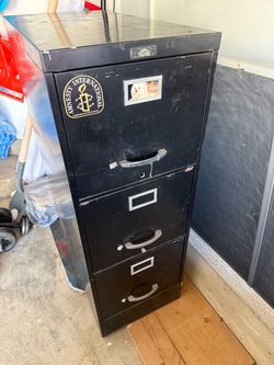 Black Metal 3-Drawer Filing Cabinet