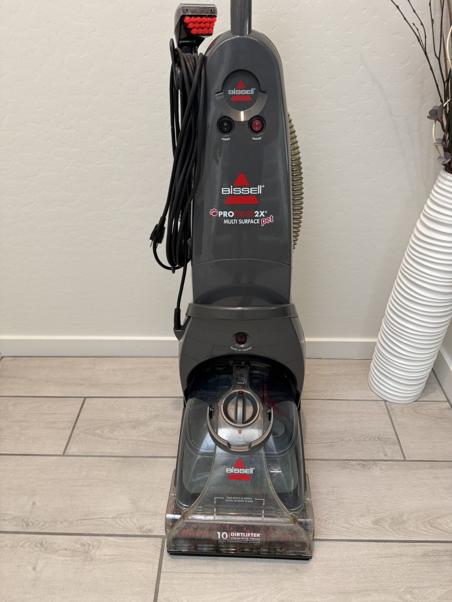 Bissell ProHeat 2X Carpet Shampooer w/Tools