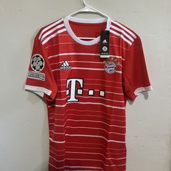 FC Bayern 2022-23 Home Jersey Medium 