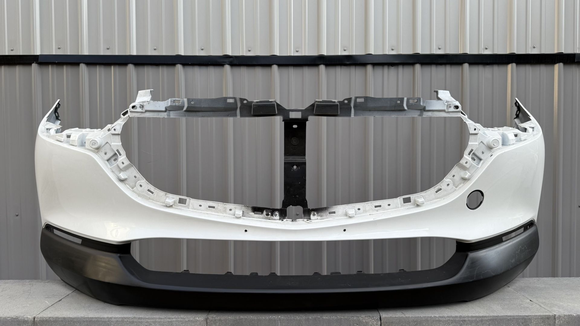 2020 2021 2022 2023 2024 2025 MAZDA CX-30 CX30 FRONT BUMPER COVER ORIGINAL + WHITE