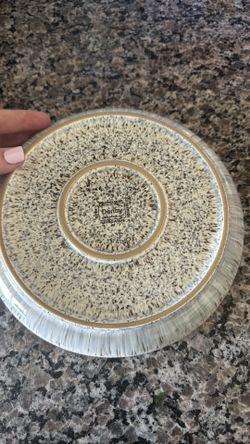 Denby- Halo Speckle Dinner/Coupe Medium Plates
