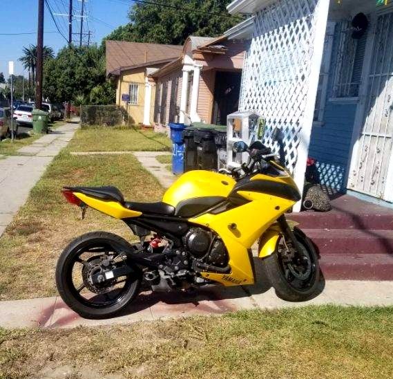 2009 Yamaha YZF- R $2900