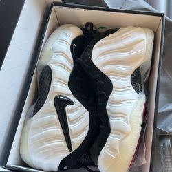 Nike Foamposite Pearl Size 11