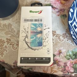 Newly designed polka dot series in various colors, robust and durable, fully sealed IP68 professional waterproof mobile phone case suitable for iPhone