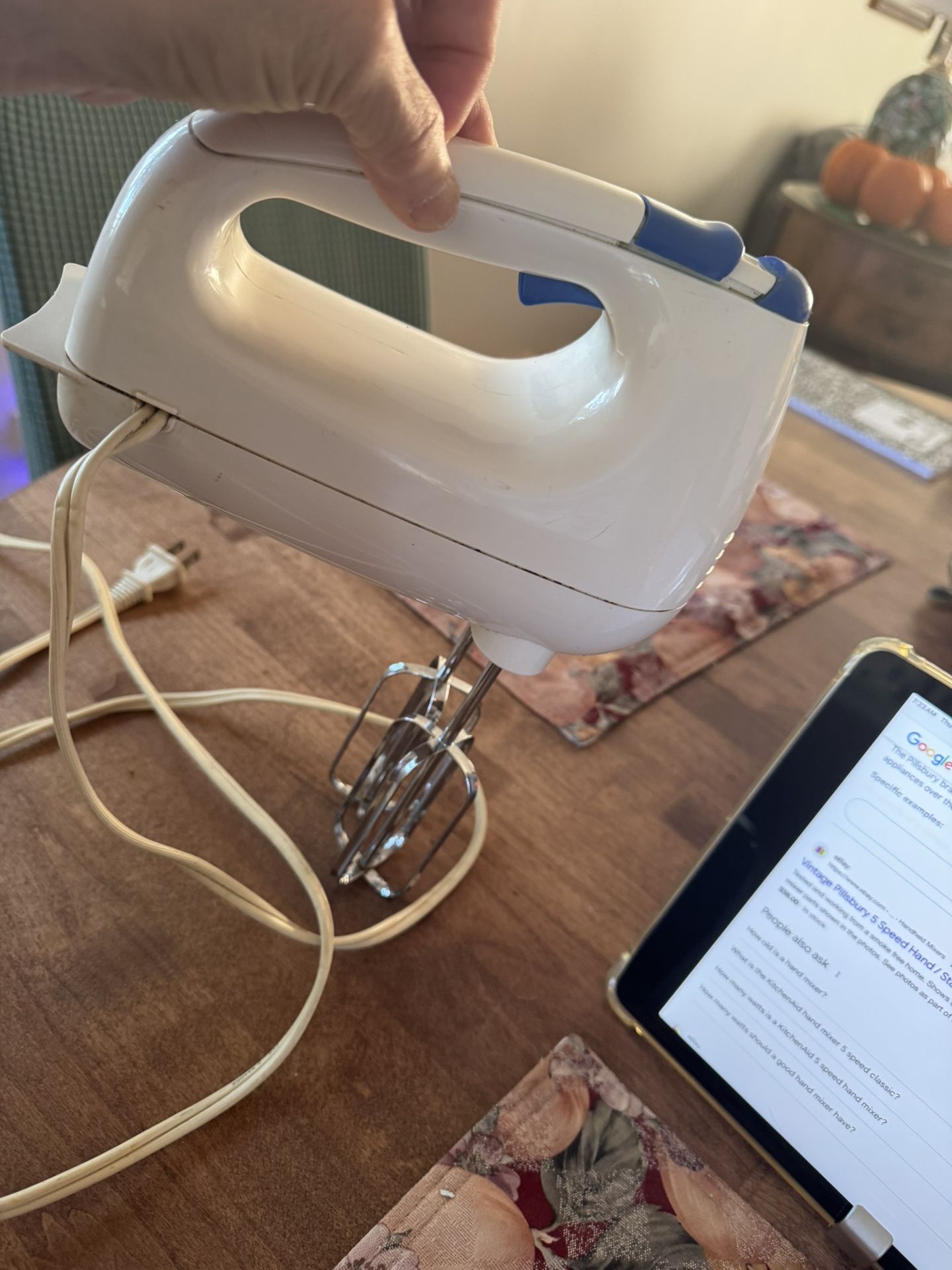 1950s Vintage Hand Mixer