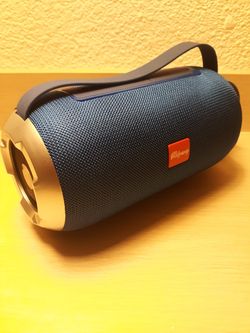 Portable bluetooth speaker