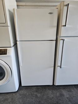 REFRIGERATOR TOP FREZZER WHIRLPOOL