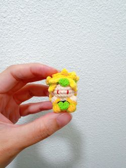 Crochet Mini Dio Brando Jojo's Bizarre Keychain/ Handmade Dio Brando Jojo