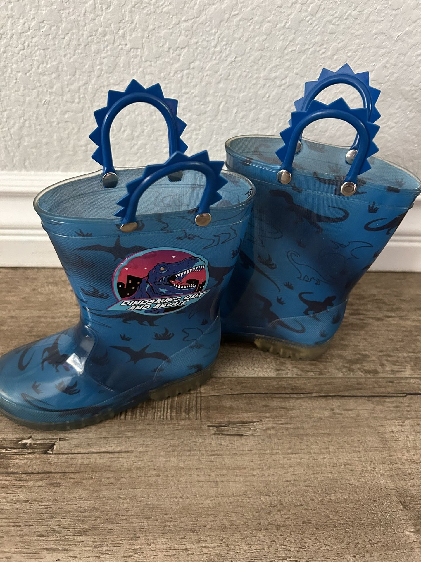 Dinosaur Light Up Rain Boots - Size 9