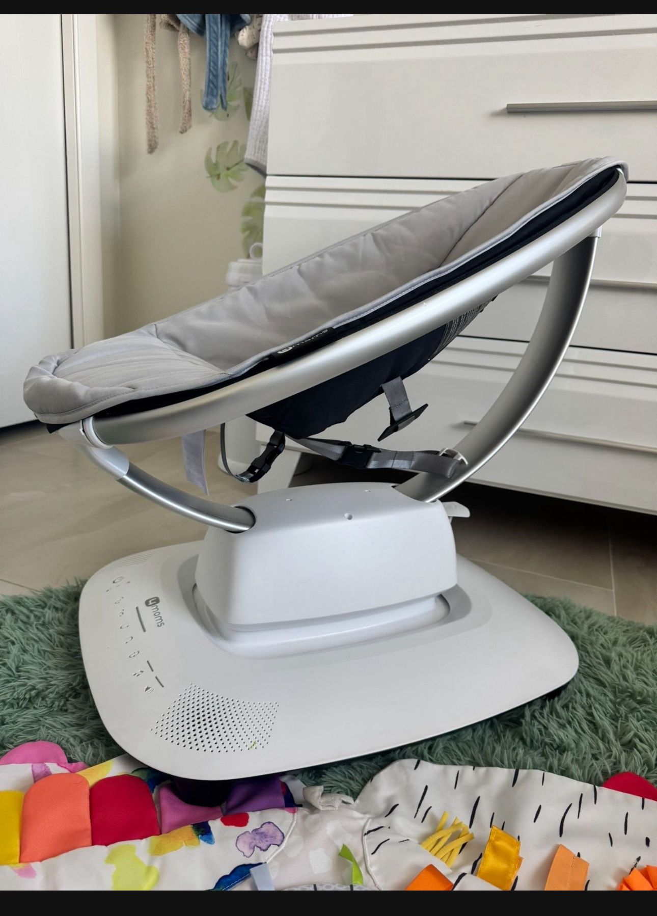 👶🏼 4Moms MamaRoo Multi-Motion Baby Swing