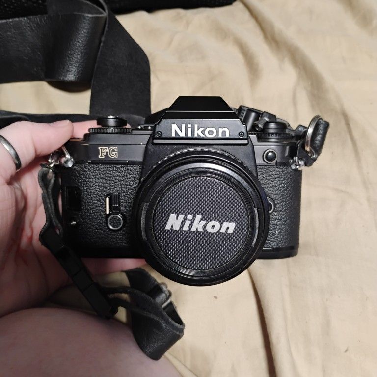 Vintage Nikon FM 35mm SLR Camera (Full And Working) Plus Bundle And Lenses