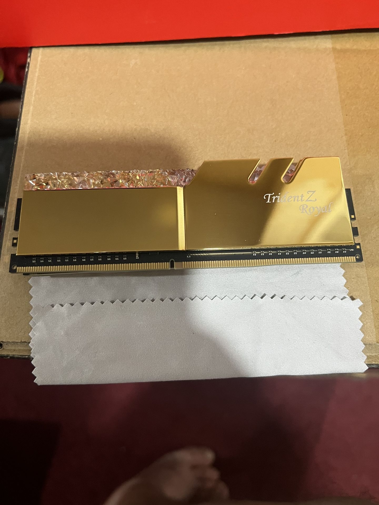 G Skill Trident Z Royal 16gb DDR4 3600mhz Gold