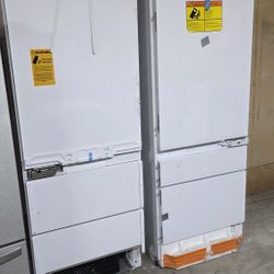 Brand new 30/84-in built-in French door bottom freezer Refrigerator
