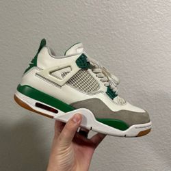 Jordan Retro 4 Green 