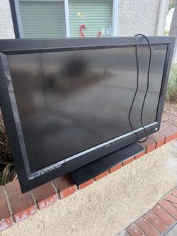40” Vizio Large Flat Screen TV with remote
