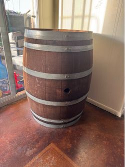 Wine barrel