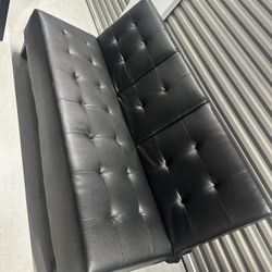 Black Futon