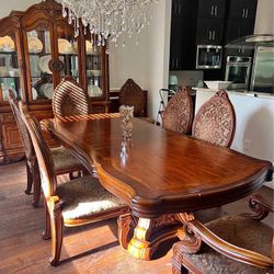 Michael Amini Excelsior Dining Set