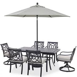 7-Piece Outdoor Dining Set—BRAND NEW, Still in Box!