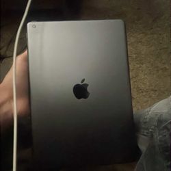 Selling iPad 9th Gen