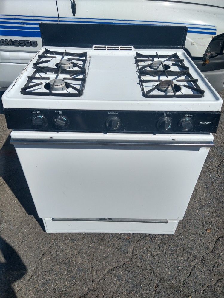 Gas Stove *We Can Deliver*