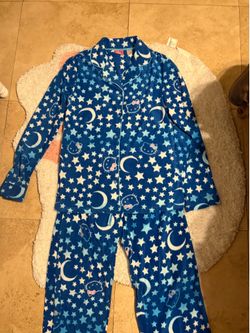 hello Kitty pjs set medium