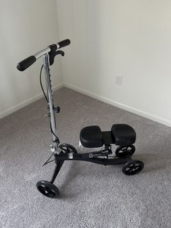 Knee Scooter