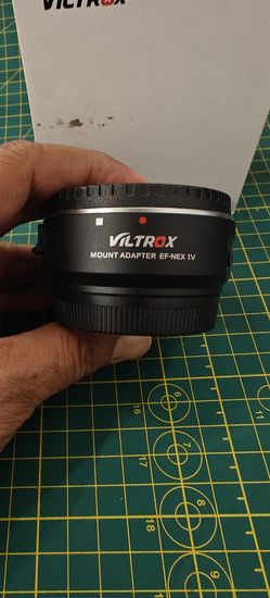 VILTROX EF-NEX IV
