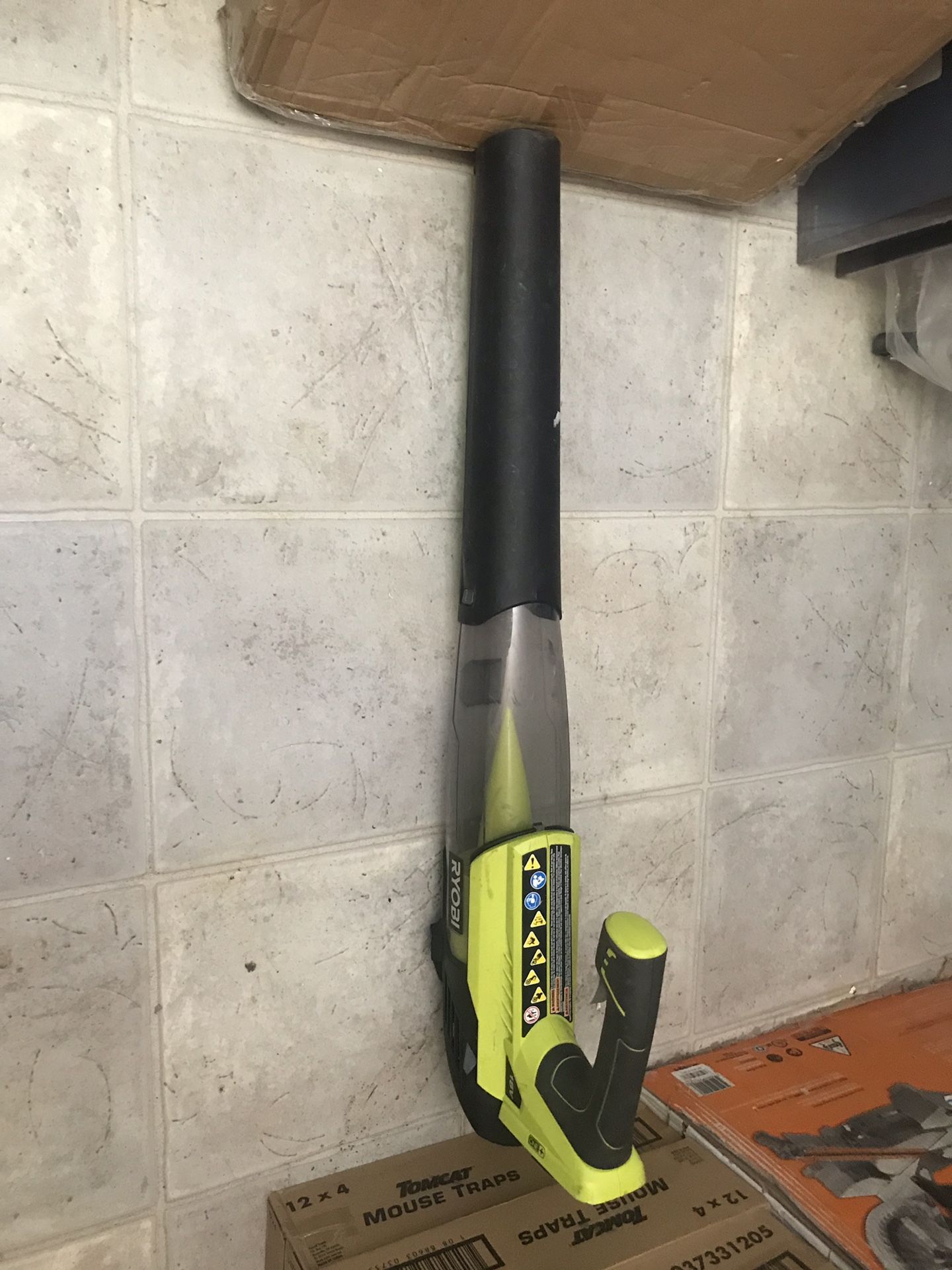 Blower con pila y cargador