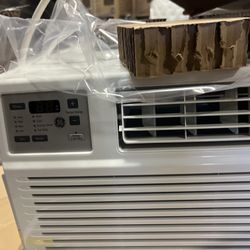 NEW WINDOW AC 8000 BTU 110V $365 12000 BTU 220 $395