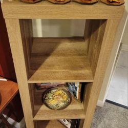 2 DESIGNER FLOOR SHELVES 
