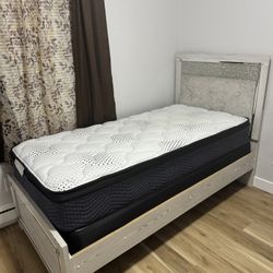 Twin Bed Set 