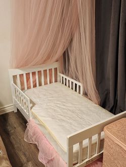 White Toddler Bed Frame with Mattress