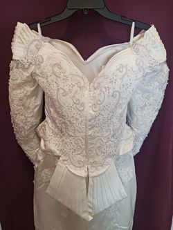 Elegant  Wedding  Dress 