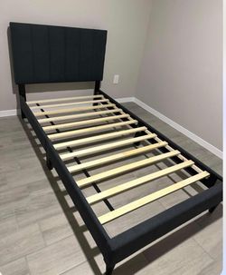 Twin Size Frame And Mattress
