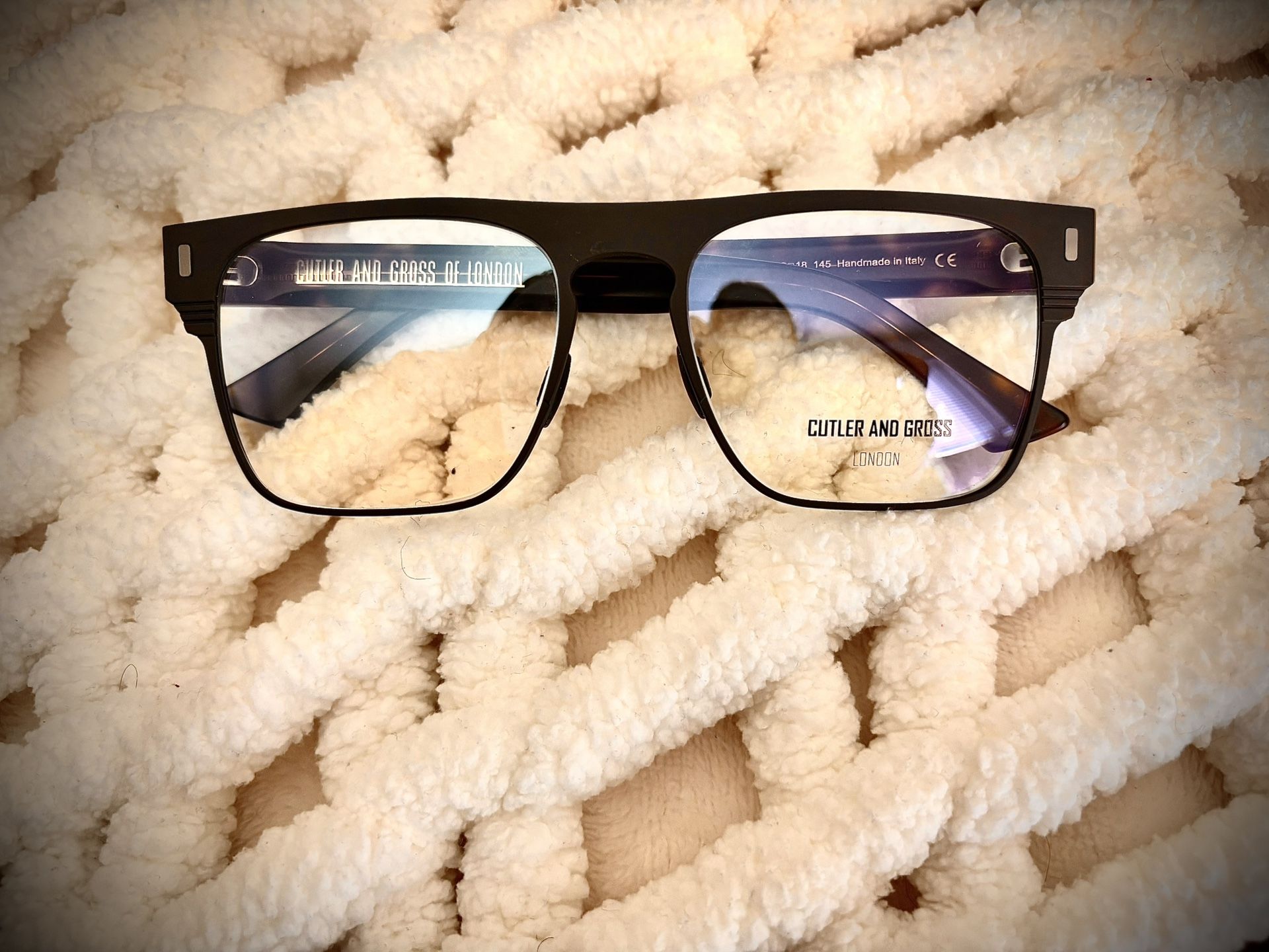 New Cutler and Gross of London Authentic Frame