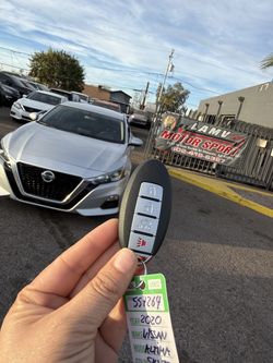 Nissan Altima