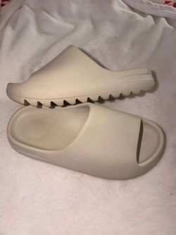 yeezy slides