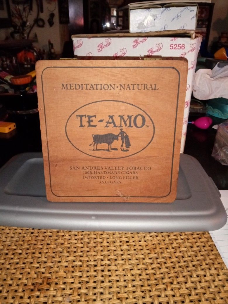TE-AMO Meditation Natural Cigar Box