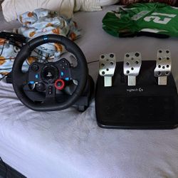 Logitech G29 Driving Force Racing Wheel and Pedals for PlayStation 4/5/PC: USB Connection