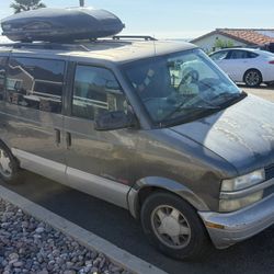 2000 Chevrolet Astro