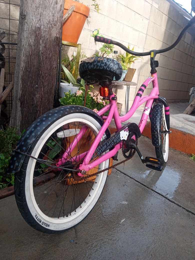 Girls 20 Inch Hello Kitty Bike for Sale in Los Angeles CA OfferUp