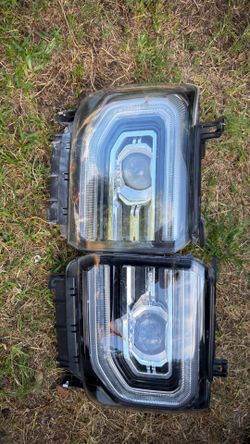 16/18 Sierra Denali HEADLIGTHS