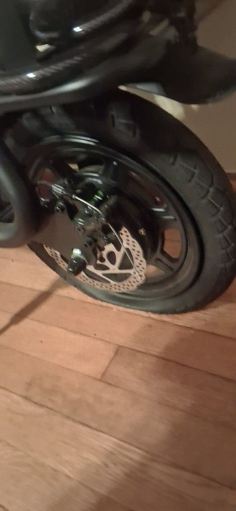 Navic Electric Scooter