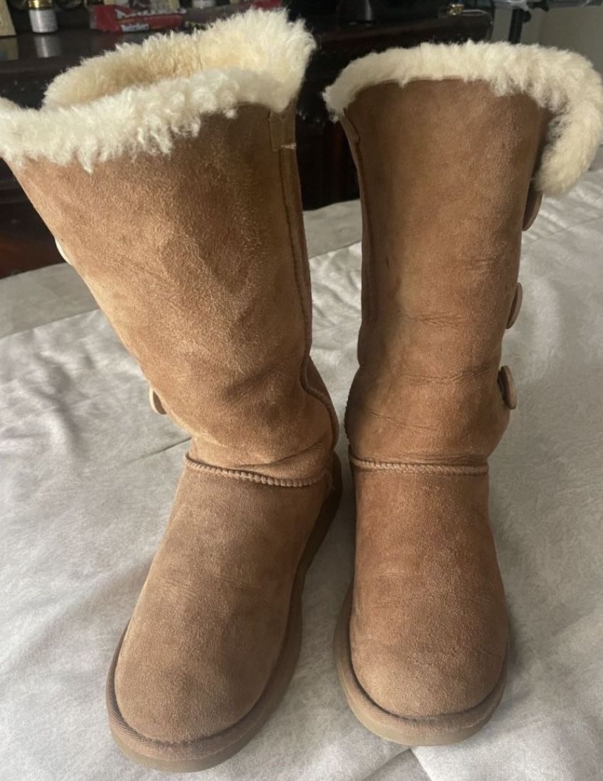 Ugg