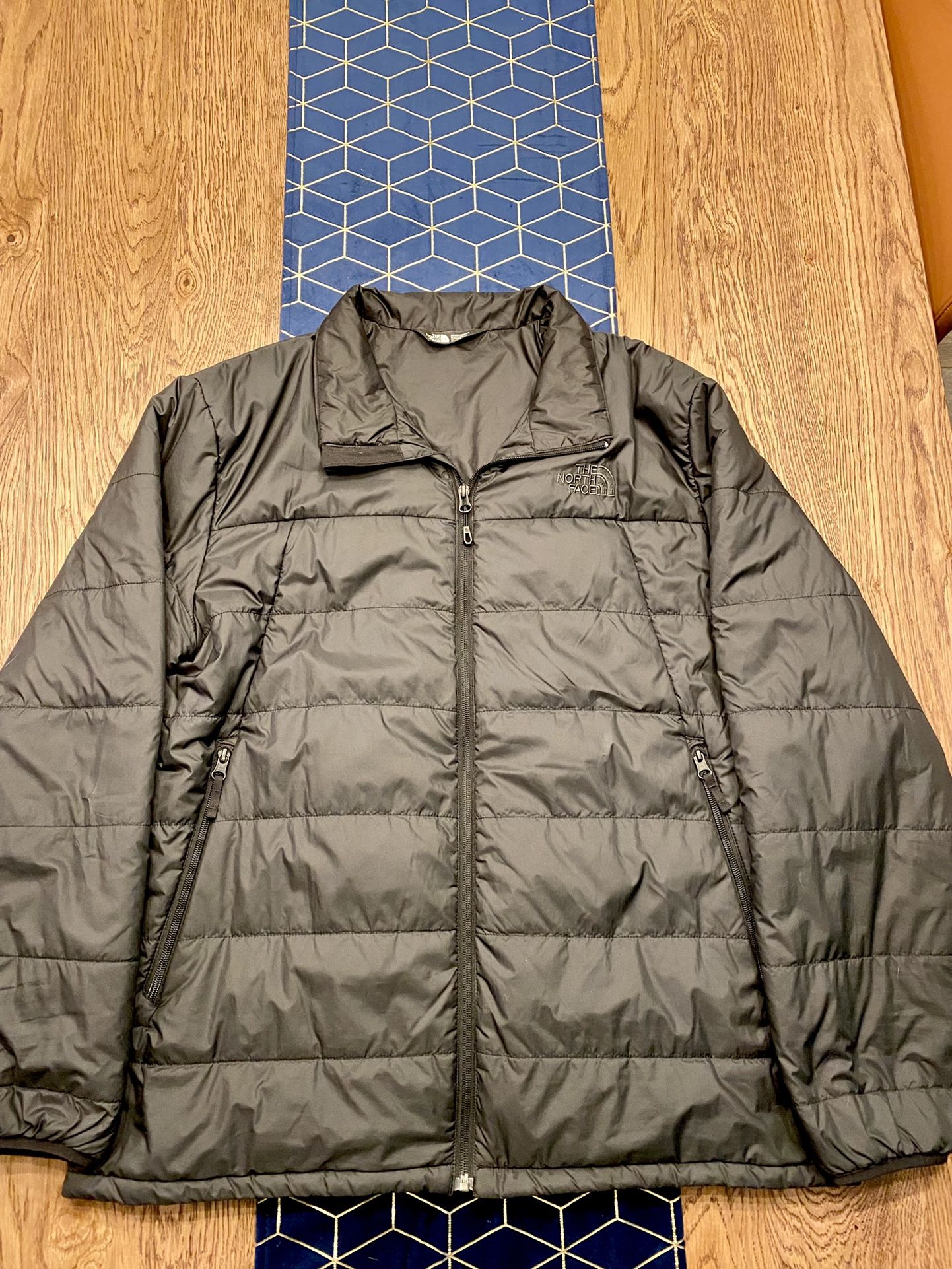 Mens North Face Jacket (XL)