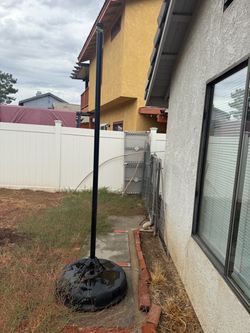 Free tether ball pole